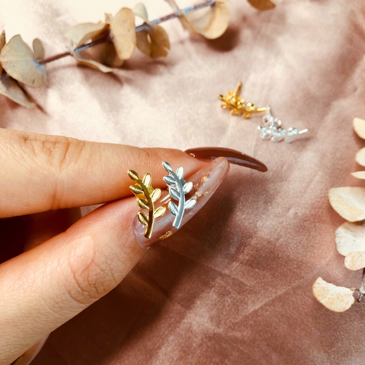 Gilded Branch Earrings-Nabiva